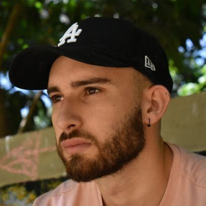 oscarhr1999's profile picture. A lo loco, que lo bueno dura poco 🍀