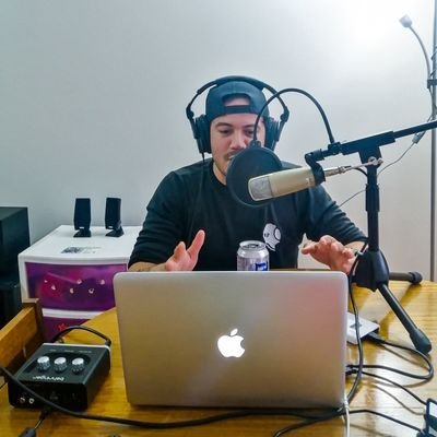 Diseño
Hago Música
Edito y creo experiencias visuales.