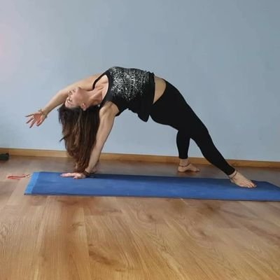 yoga teacher hatha yoga vinyasa