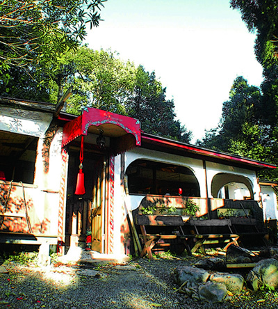 primrose_yumi's profile picture. 森のカレー屋さんPrimrose インド料理を中心においしい料理を提供しています。月、木曜日〜土曜日 12:00〜20:00(19:30L.O) 日曜日12:00〜18:00(17:30L.O) 定休日：火曜日・水曜日