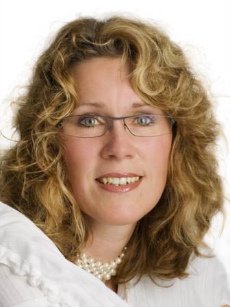 mejannes's profile picture. INretail, klachtenexpert, parket, bruidsmode, consumentenbeleid, tuinliefhebber, creatief op allerlei gebied, nieuwsgierig en leergierig, praktijkmens, doener.