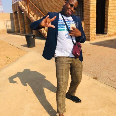 A young bubbly guy✊
STUDENT @ulvarsity (bachelor of education)👨‍🏫👨‍🎓
Future #teacher
Loves to explore
A minister of his word#gospel
#jeremiah29v11🥺❤️