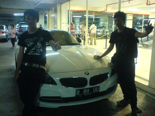 Bleed_my_Hearth's profile picture. Independent Busines owner,