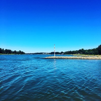 📍Rheinland. Die Schönheit des Rheins im Rheinland und über die Region hinaus. Instagram: rhein_wohnzimmer (run by @felderfab)