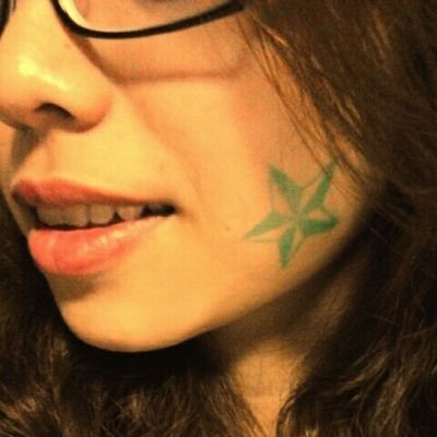 jenyhian's profile picture. God's gift 😇
Lakers for life 🏀💛💜
Pet lover 🐶🐱
Political animal💡🇵🇭