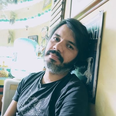 Hay tres razones para que alguien siga siendo uribista:
-Ser un ingenuo
-Ser un huevón
-Ser un hijueputa
¿Cuál es su razón amigo uribista?