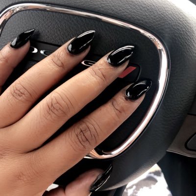 fesfetishpalace's profile picture. 👣