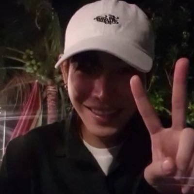 หลงรัก @peckpalit เพราะความเผือก ทำให้เราเจอกัน ถึงจะเจอกันช้า แต่เราสัญญาจะไม่ปล่อยมือ 14.02.18 #เรือนอีพริ้ง