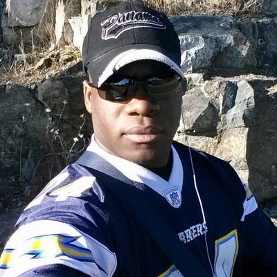 ronjhumphrey's profile picture. 🇨🇦⚓Navy.
🎮 Gamer. 📚Escapism.
🌎👣Eco-conscious.🏞🛶🚵‍♂️Outdoor enthusiast. ✊🏾🖤🙅🏾‍♂️Wakanda Forever. 
Be the change that you wish to see🙏🏾