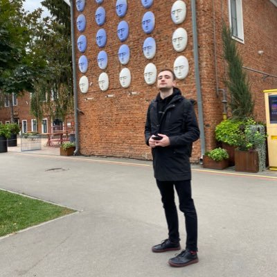 vavonvavo's profile picture. 