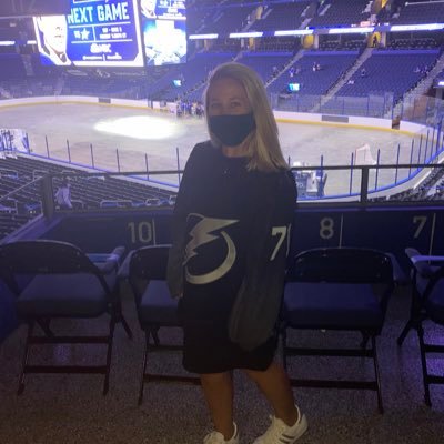 megmavmon's profile picture. 