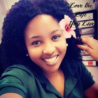 nnyeza's profile picture. happy soul