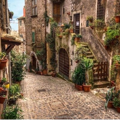 7tBzULtuIJ8sjbH's profile picture. 