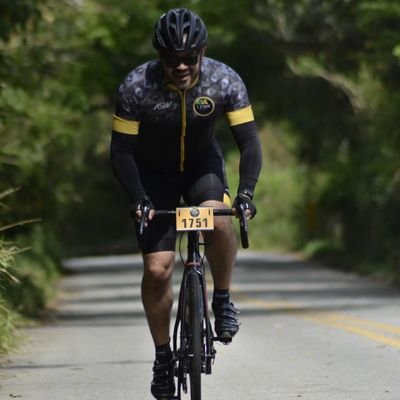 MarkosT77's profile picture. “Diante da vastidão do tempo e da imensidão do espaço é uma alegria para mim compartilhar uma época e um planeta com você.”
#pedalamarcão