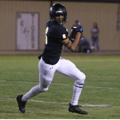 Xavier Barnett WR Northeast Jones HS Laurel Ms. 6”2 180 C/O of 21. Student first then athlete second. 3.0 GPA. 17 ACT. I am working hard and staying humble.