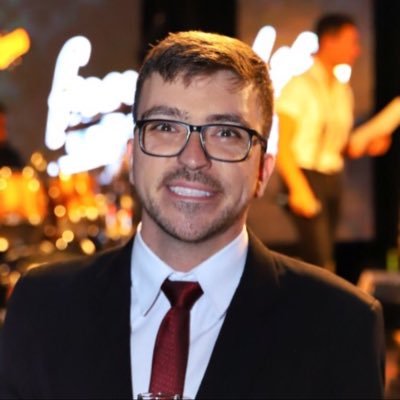 evertonjasko's profile picture. Católico l Psicólogo l Vascaíno

De todos os amores que eu tive és o mais antigo @VascodaGama