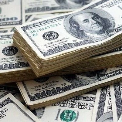 یادش بخیر چه دوران داشتیم پراید 6 میلیون بود . آیندگان برایمان بِگِریند .