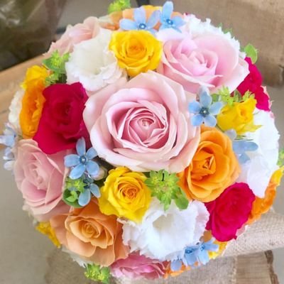 始めまして☆フラワーショップ伊藤と言います (旧伊藤生花店)国内.海外にも お花🌻が贈れます。#花キューピット 加盟店 お花の事なら、なんでもご相談ください。☆素敵な出逢いに感謝いたします☆
※無言フォロー🆖数増やし 副業 投資など🆖
#三重県 #紀北町 #伊藤生花店 #花屋