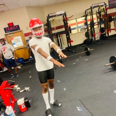 jaquavi23749631's profile picture. 2021 cornerback🏈⭐️ 6’0 170 westover high school
