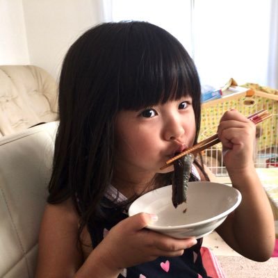 【パパぁーカッコ良いね！大好きだよ❤️】4歳の娘に言われた。娘よパパは身長169ｾﾝﾁ体重100kg脂肪率48%の超超超おでぶなんだよ🐷カッコ良いと言ってくれる娘の為に痩せたい。1人では挫けそうなのでTwitterで投稿していく。MAX110kg/102.4kgスタート/デブ/お肉/痩せたい/娘の為/鳥貴族大好き/