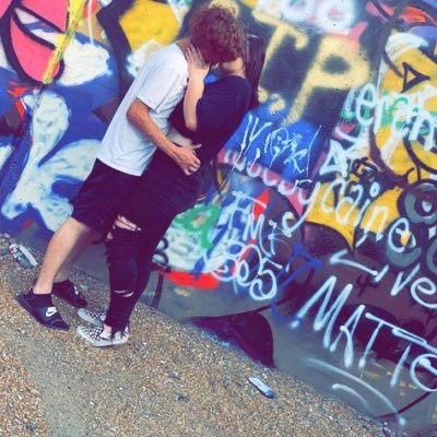 mikaylaxmisko's profile picture. escape the ordinary