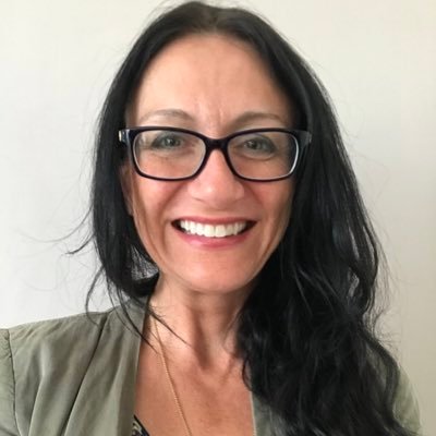 Maths, Science & Scrabble nerd, a little bit tortoise crazy, still designing and finally following my life’s ambition to work with children EVERY day...🥳🐢💞
