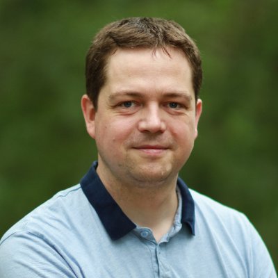 Startups, Growth, Data Science.
SVP Strategy & Analytics at @Prezi
Past: VP @RapidMiner, co-founder @radoopeu, @secretsaucers, @dmlabhu. Husband, father of 3.