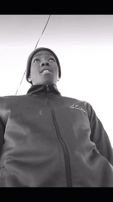 AbutiZwee's profile picture. 