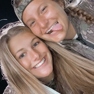 SavRidenour's profile picture. 