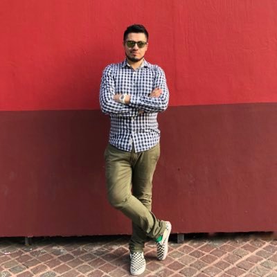 DmitriAlbrtini's profile picture. Apasionadamente curioso, pero nunca chismoso, prefiero preguntar a quedarme con la duda, siempre tengo tiempo para una película…