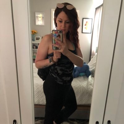 xforgetdecembrx's profile picture. proponent for IQ tests before allowing people to tweet. don’t @ me.