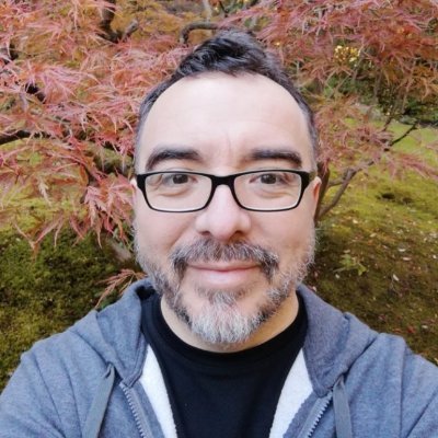 Chilean software developer engineer, likes: Free software, functional programming, electronic music, demoscene, anime