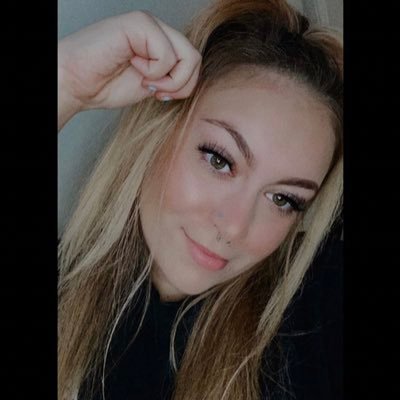 Dunham_13's profile picture. rip Taylor Paige 💘👸🏼👼🏼👑