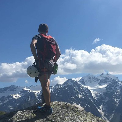 Kiné passionné de montagne
Builder in @Newheavenmc
Portfolliow : https://t.co/5yZpghAYmA