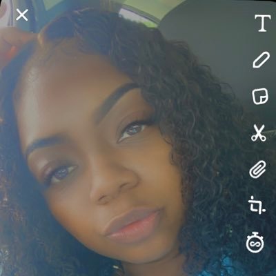 King ❤ All I need in this life of Cyn 💔 #AllTweetsAuthentic Blair Waldorf = spirit animal 💎 I wanna lick @daveeast🤤 Nurse✨#USNEVATHEM 🖤🥀🤞🏾