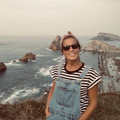 pevidalucia's profile picture. Bióloga, profesora bilingüe del área de ciencias en Colegio Auseva.