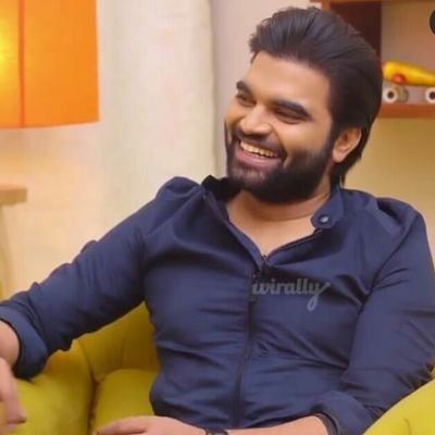Be urself.Dont act to impress anyone.
Huge huge aficionado to pradeep machiraju.
keep smiling 😊 make everyone laugh.