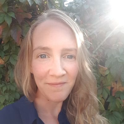 Moderately good mum. Excellent writer, linguist and educator. #copywriter #contentwriter