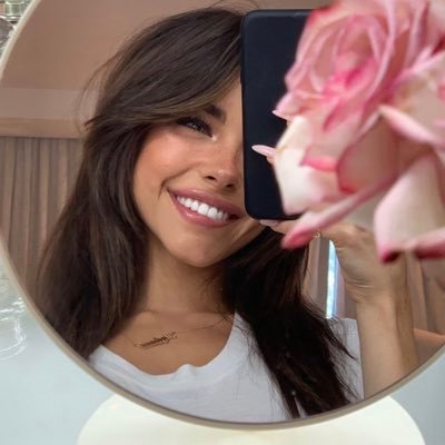 this is a Madison Beer stan account 💕 just here to post photo edits I make of her 🪐