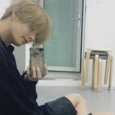 iLWWWB65YrEp06X's profile picture. 
