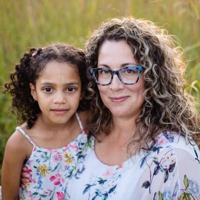 sylvieg16's profile picture. Just a small town girl, lovin' the big city life. Love my baby girl, love my work, love my life, love my Blue and Gold