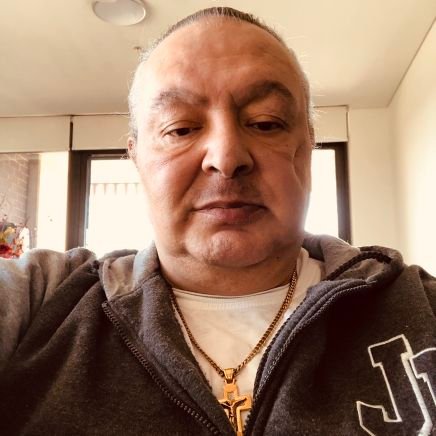 Oguns06046571's profile picture. 