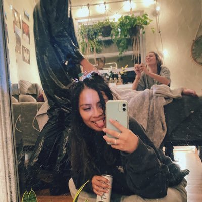 Twitter found out that I made my account when I was 10 so I got locked out ✌🏽