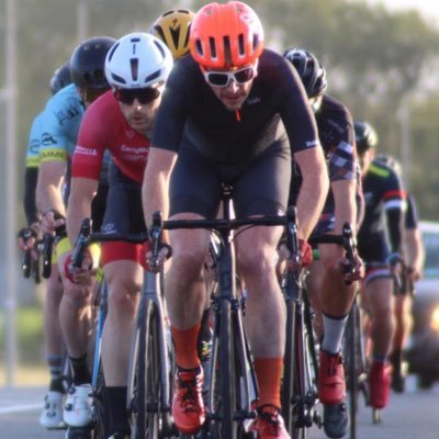 ronanmaccon's profile picture. Stiúrthóir @UdarasnaG. Údar/Author, An Ghluaiseacht; The Man Who Was Never Knocked Down; Rocky Ros Muc. Rothaí le https://t.co/7DcVtGUZnP