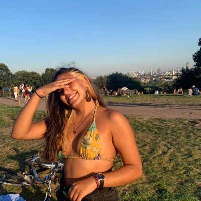 elsoysa's profile picture. chillin