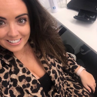 Sales Manager in Tech. Love to sing, lift weights and drink Sav B (Not all at once!) Especially love to laugh and enjoy all that life is. My views are my own
