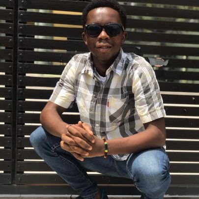 //Music🎼//Soccer⚽//Joking😂//
// Loving❤//Basketball//Gaming🎮//
// Singing🎤//Sociable💥👫👬//🇬🇭🇫🇷//Ucc//Casfordian 🚩//