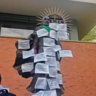 Cuenta que te avisa si el ITESO ya expulsó a sus profesores denunciados por acoso.