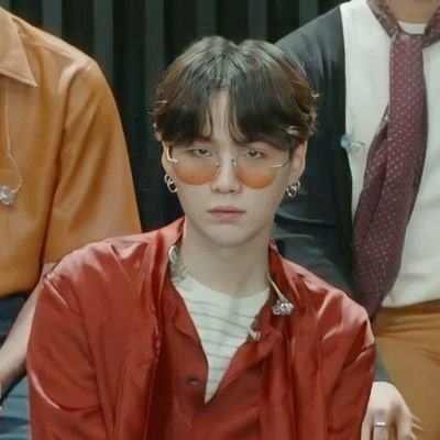 rflsz_'s profile picture. fan account