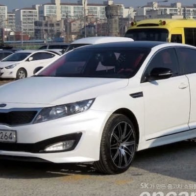 ApacheMalien's profile picture. 